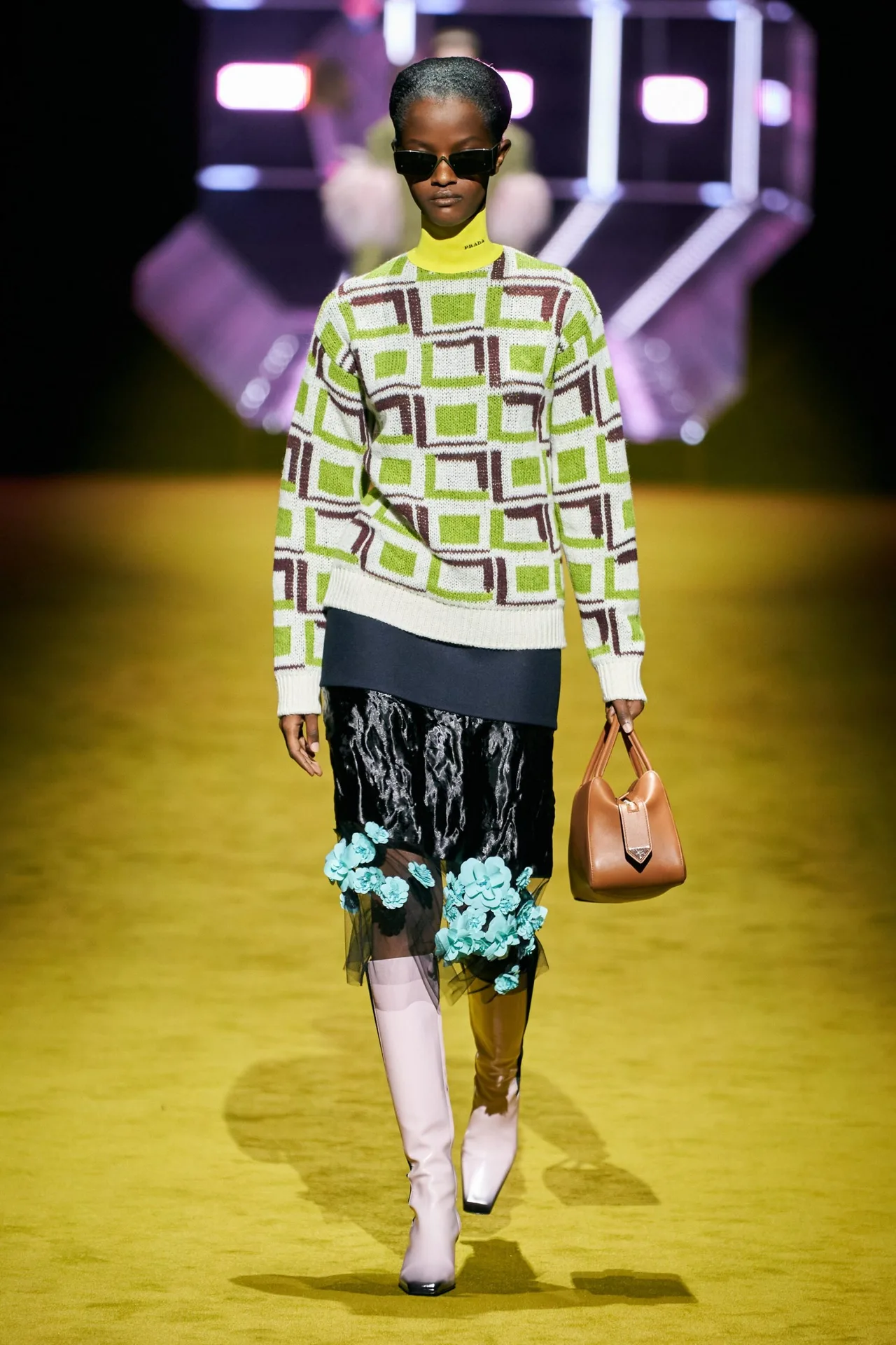 Prada Thu Đông 2022 look 28