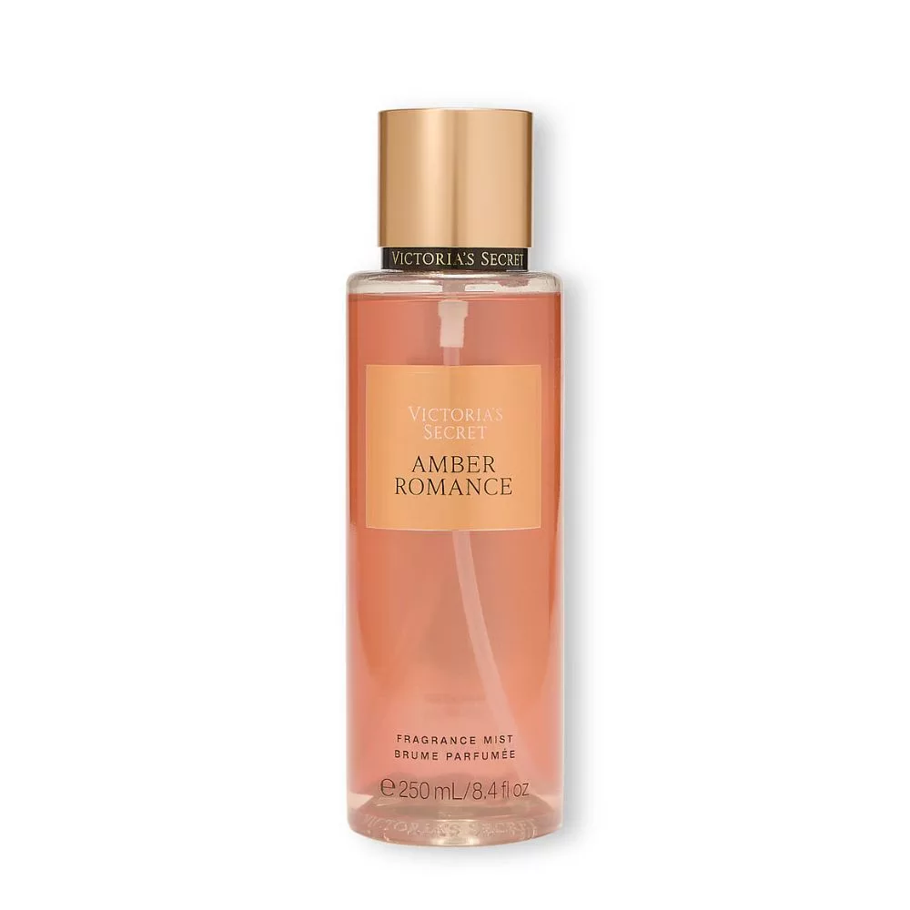 Hình ảnh Amber Romance đến từ Victoria's Secret.