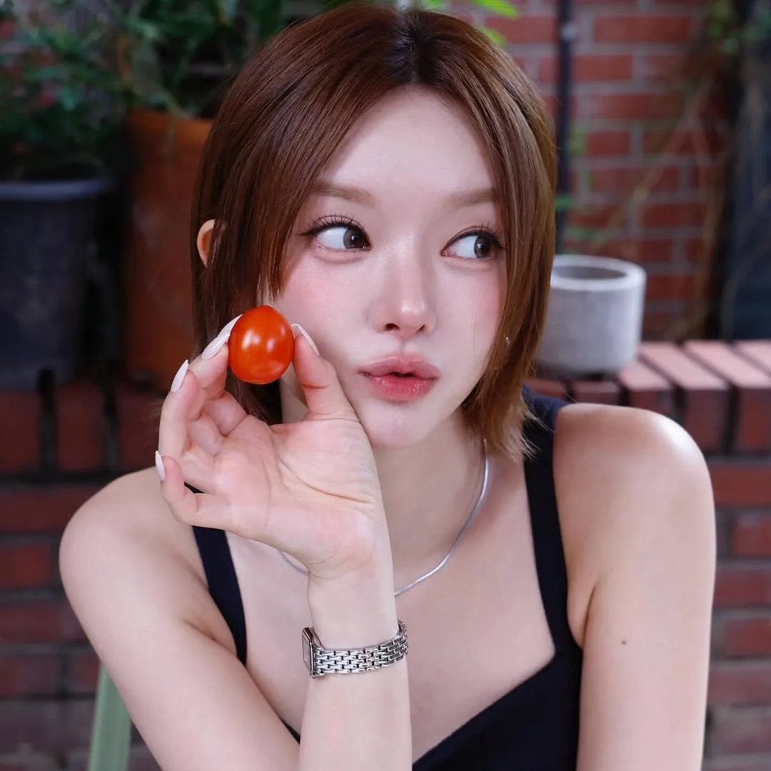 Lối sống và chế độ dinh dưỡng ảnh hưởng đến tốc độ lão hóa da ở tuổi 30.