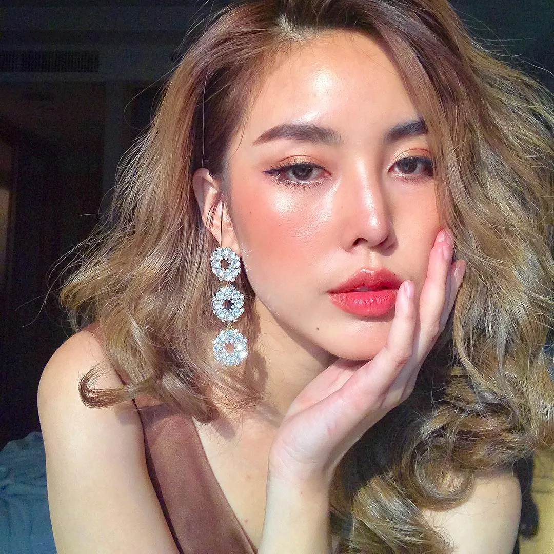 01 trang điêm lâu trôi ngày hè 01 trang điêm lâu trôi ngày hè