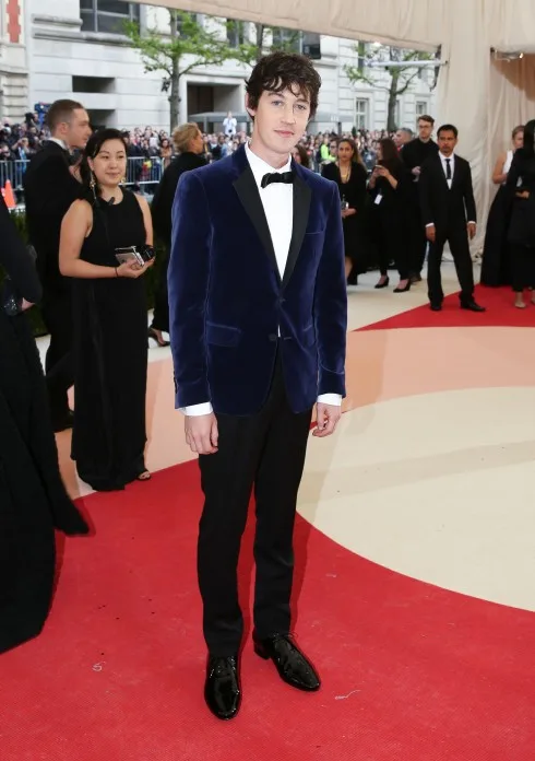 Thương hiệu Burberry được ưa chuộng tại MET Gala 2016 11