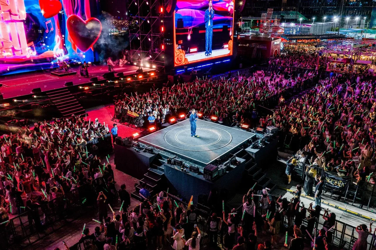 Nguyễn Hùng tại Hozo City Tết Fest 2025.
