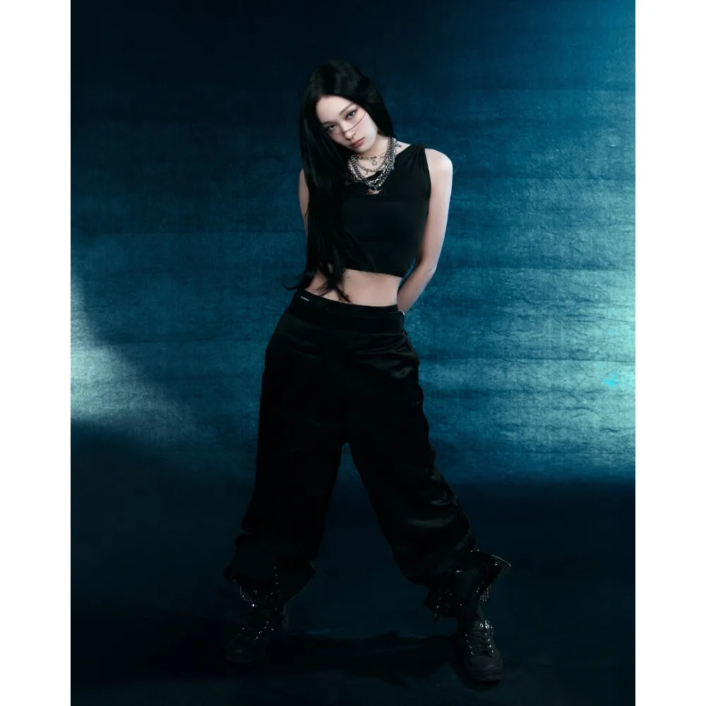 Ảnh quảng bá ca khúc Wicked của tân binh Annie Moon (ALLDAY PROJECT).