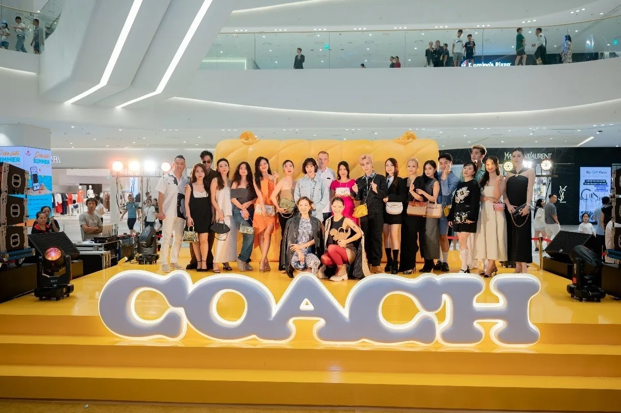 Dàn sao và hot Tiktoker cùng đổ bộ tại Pop up đầu tiên của Coach tại Việt Nam