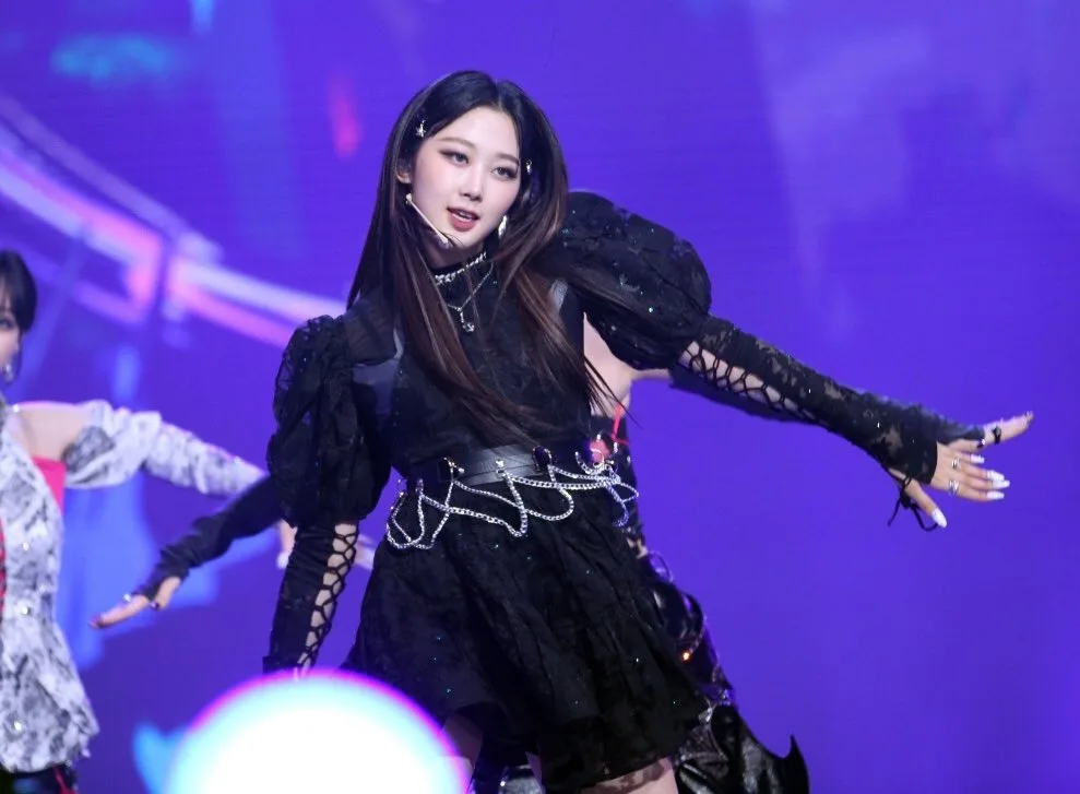 Giselle mặc đồ la lune