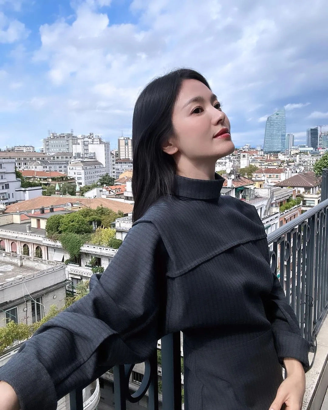 kyo1122 thiết kế fendi