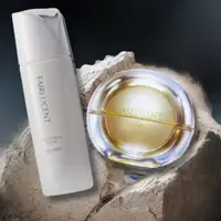 Hình ảnh hai sản phẩm Menard Authent Cream và Menard Fairlucent Brightening Serum thắng giải tại ELLE Beauty Awards 2026.