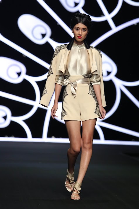 BST Haute Couture Thu-Đông 2015-16 của NTK Alexis Mabille 21