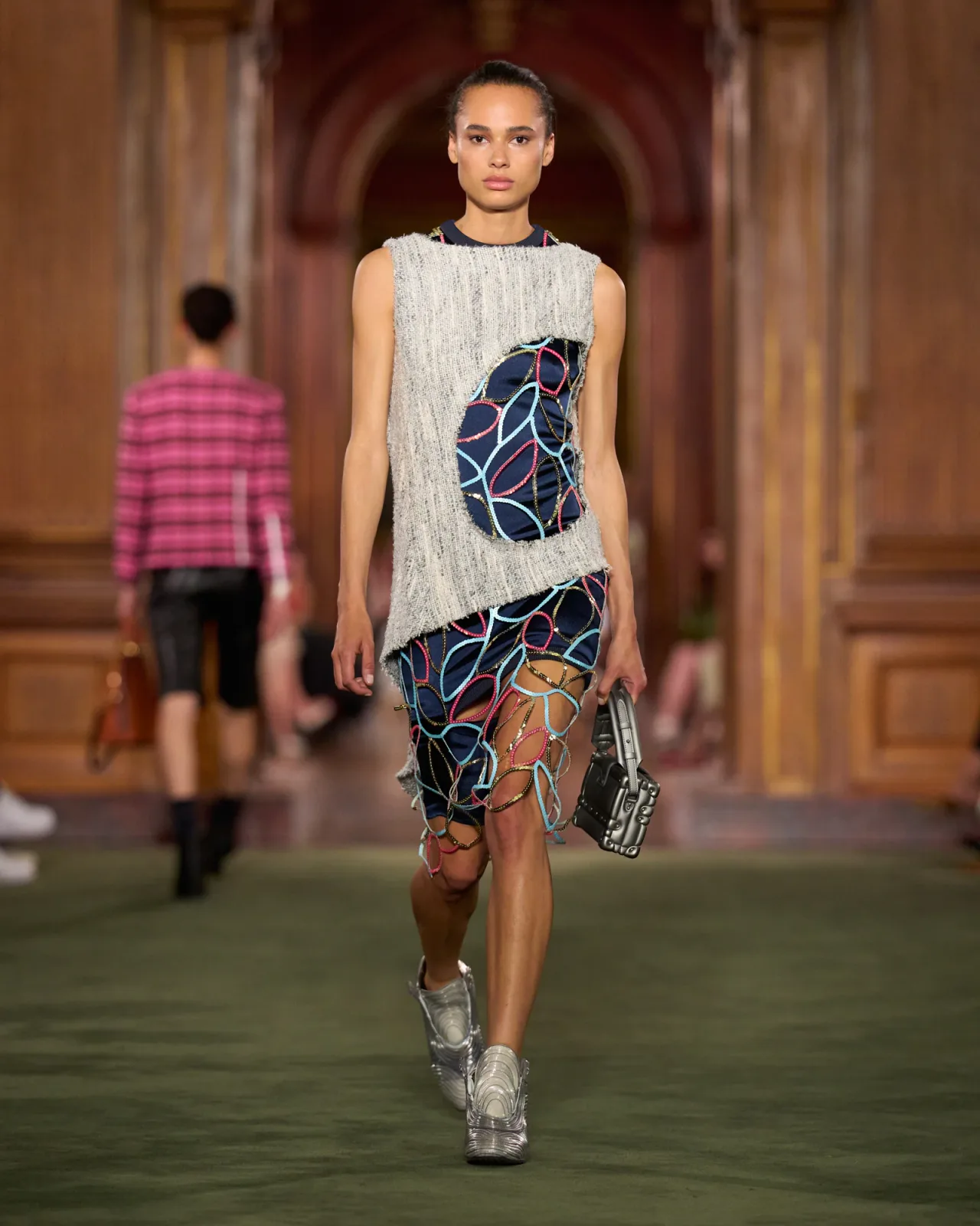 WOMEN_CRUISE_2027_Look_35