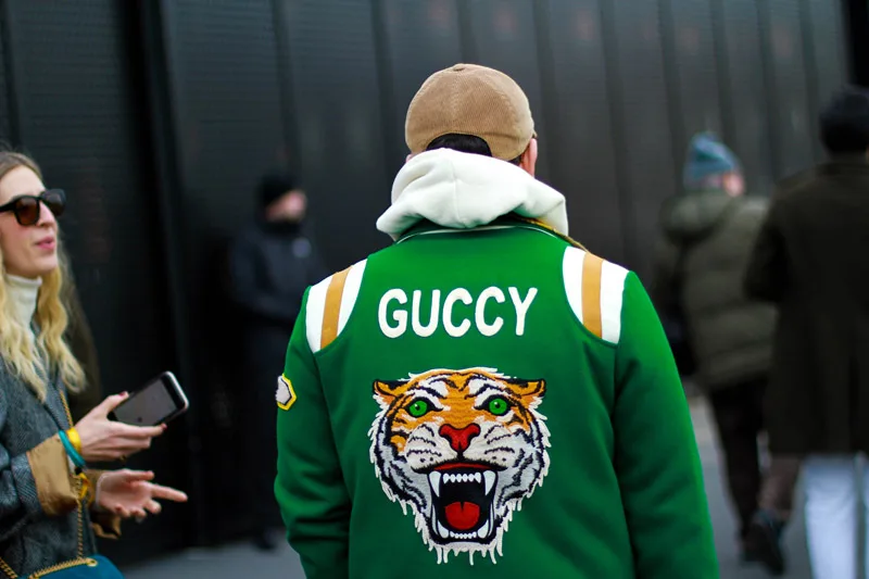 Phong cách street style đặc sắc ủng hộ các nhà mốt cựu trào tại Milan Thu – Đông 2018 Phong cách street style đặc sắc ủng hộ các nhà mốt cựu trào tại Milan Thu – Đông 2018