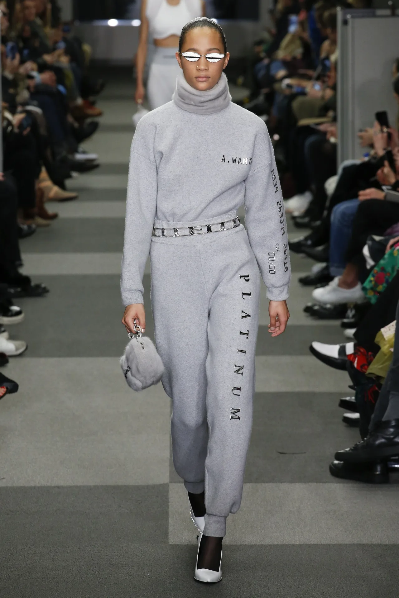thương hiệu Alexander Wang tại Tuần lễ thời trang New York 2018 thương hiệu Alexander Wang tại Tuần lễ thời trang New York 2018