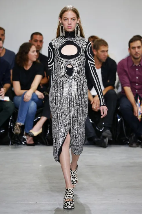 Một thiết kế cutout khác từ Proenza Schouler