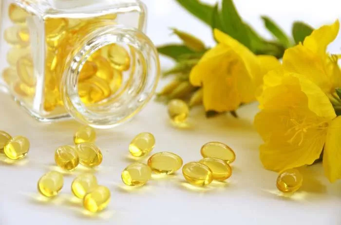 Cách chăm sóc da khô trở nên căng mướt bằng các loại Vitamin