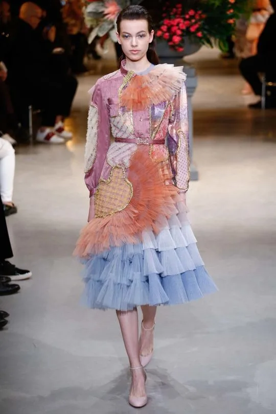 Những BST nổi bật tại tuần lễ Haute Couture Xuân-Hè 2017 - ELLE VN