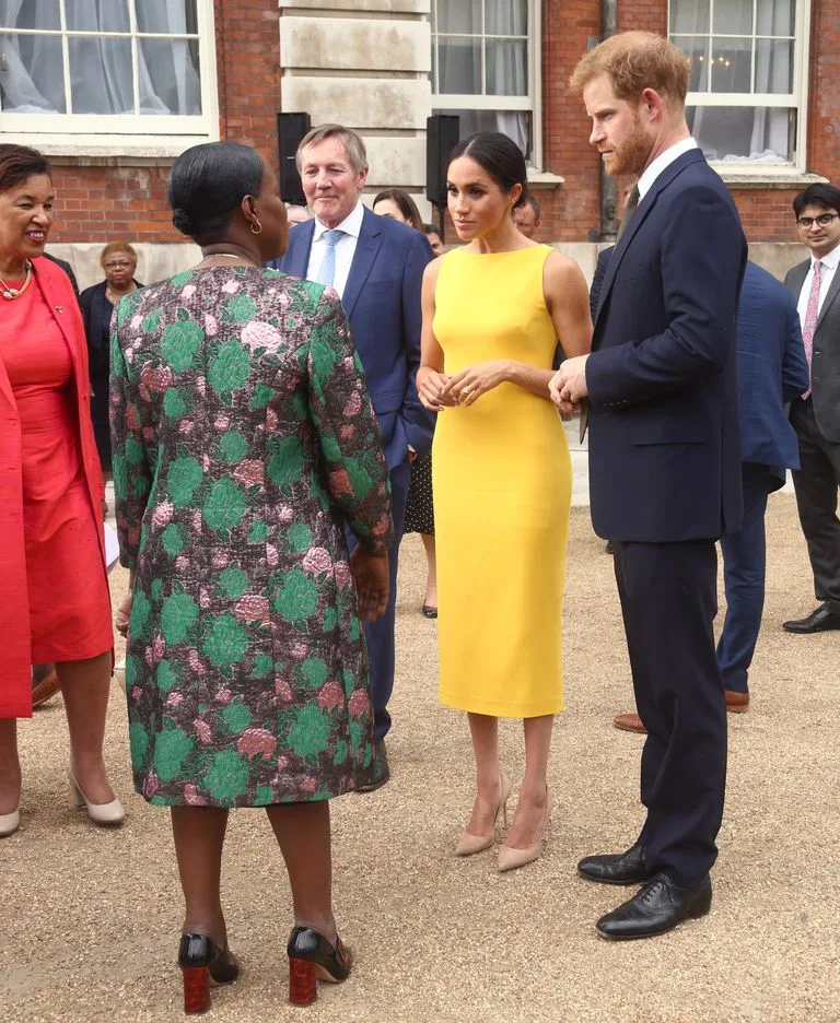 khoảnh khắc thời trang Meghan Markle 12 khoảnh khắc thời trang Meghan Markle 12