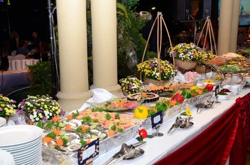 Buffet tại Khách sạn Rex