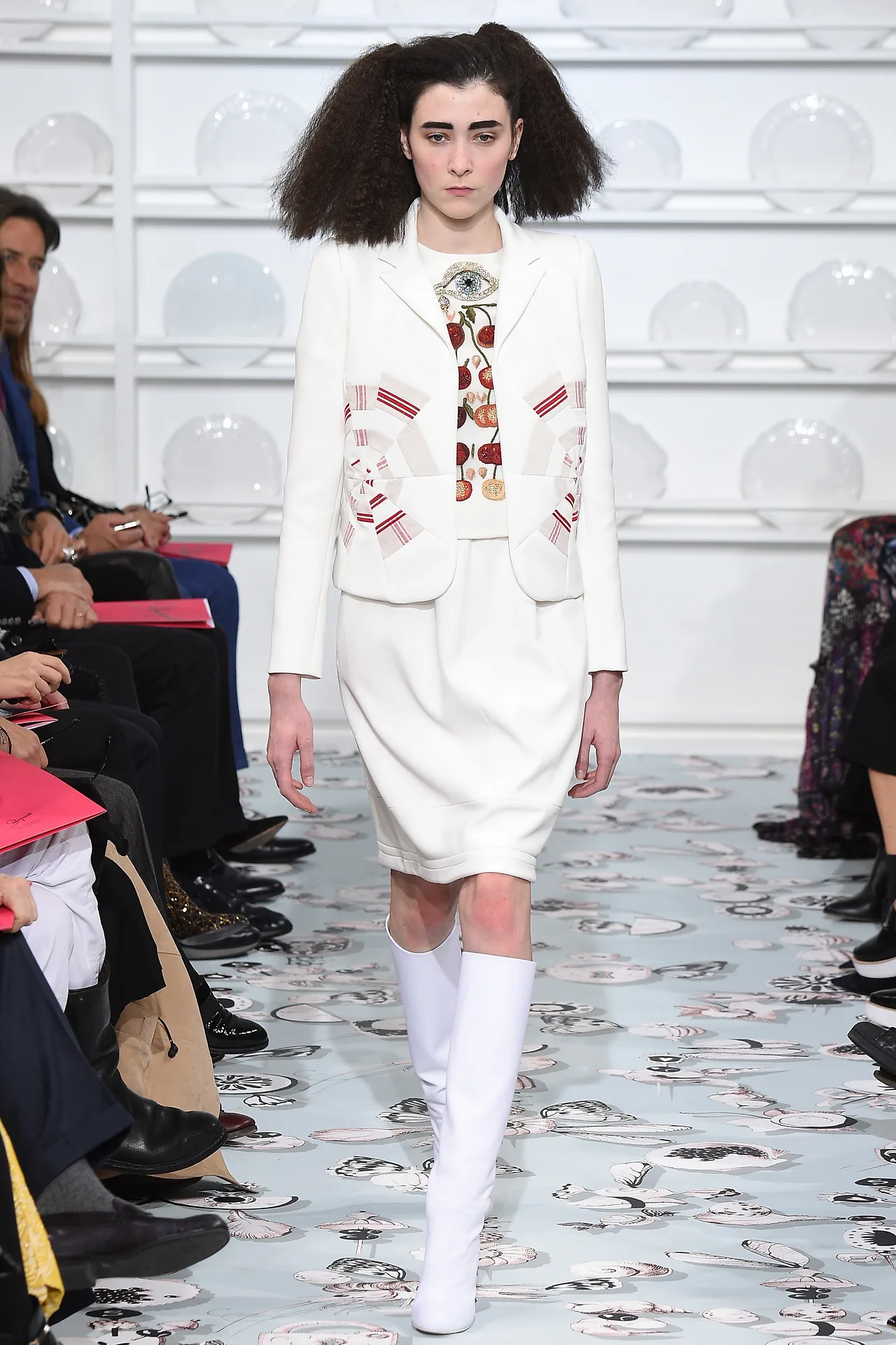schiaparelli-spring-2016-ellevietnam(2)