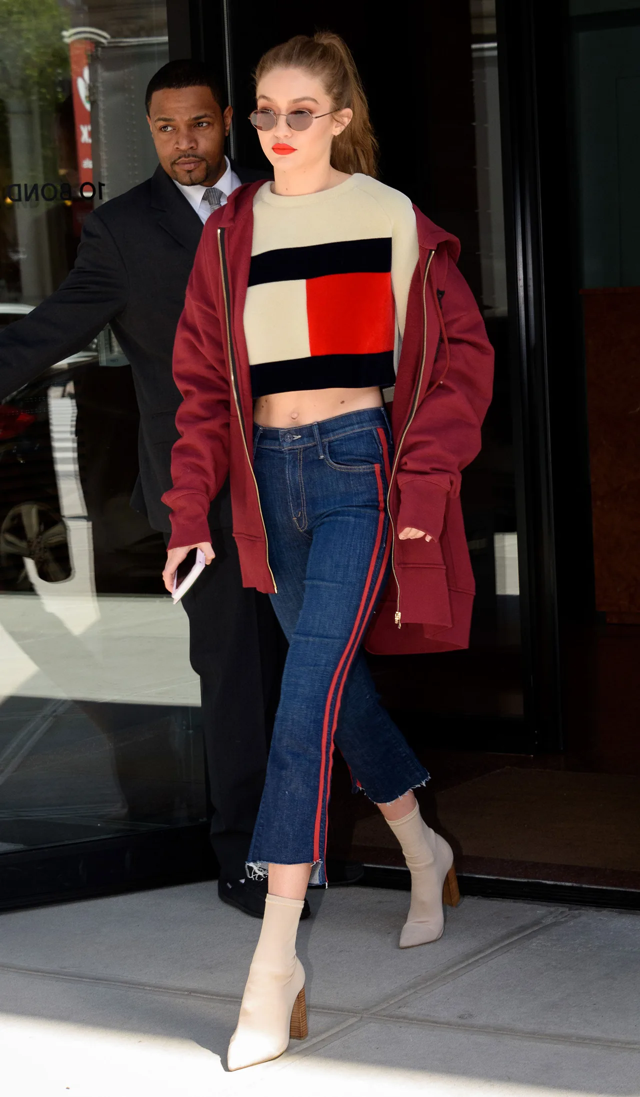 Khám phá gu thời trang mê hoặc của IT girl Gigi Hadid Khám phá gu thời trang mê hoặc của IT girl Gigi Hadid