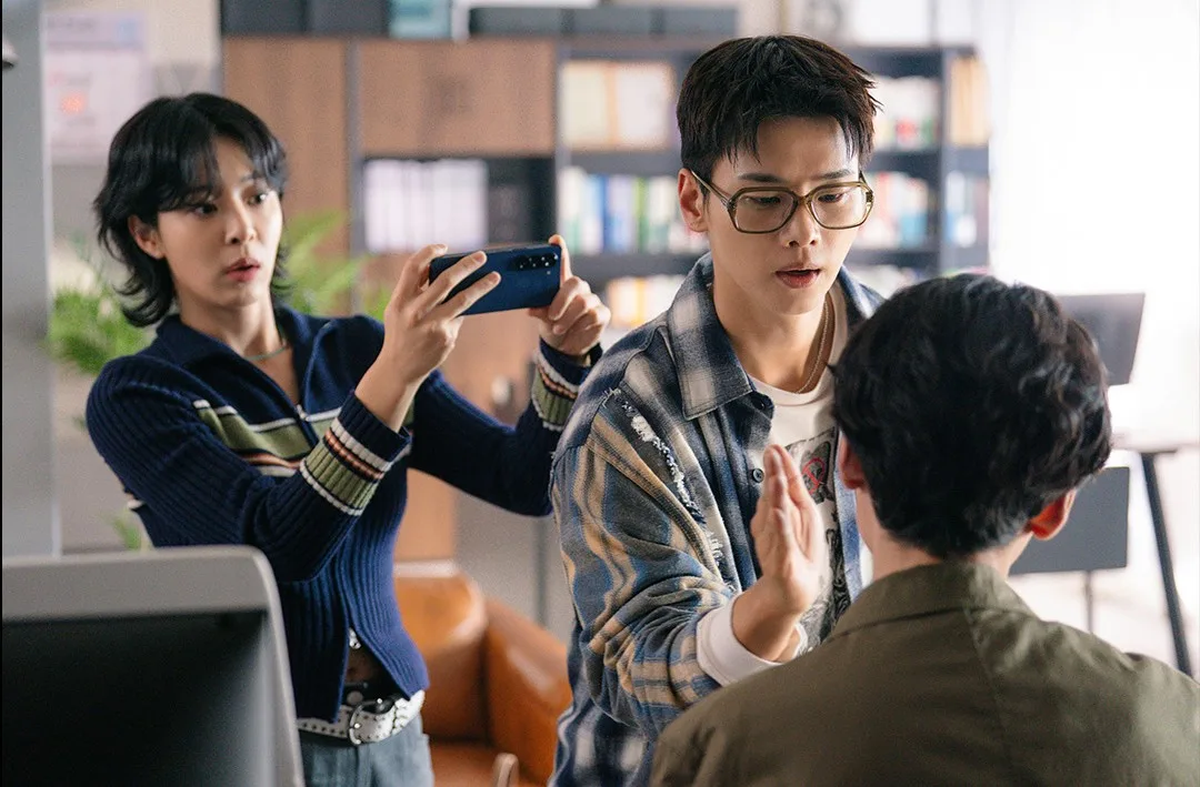 trio in oh my ghost clients
