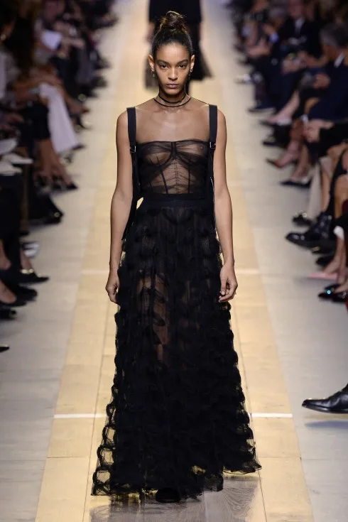 BST Xuân-Hè 2017 của Christian Dior tại Tuần lễ thời trang Paris
