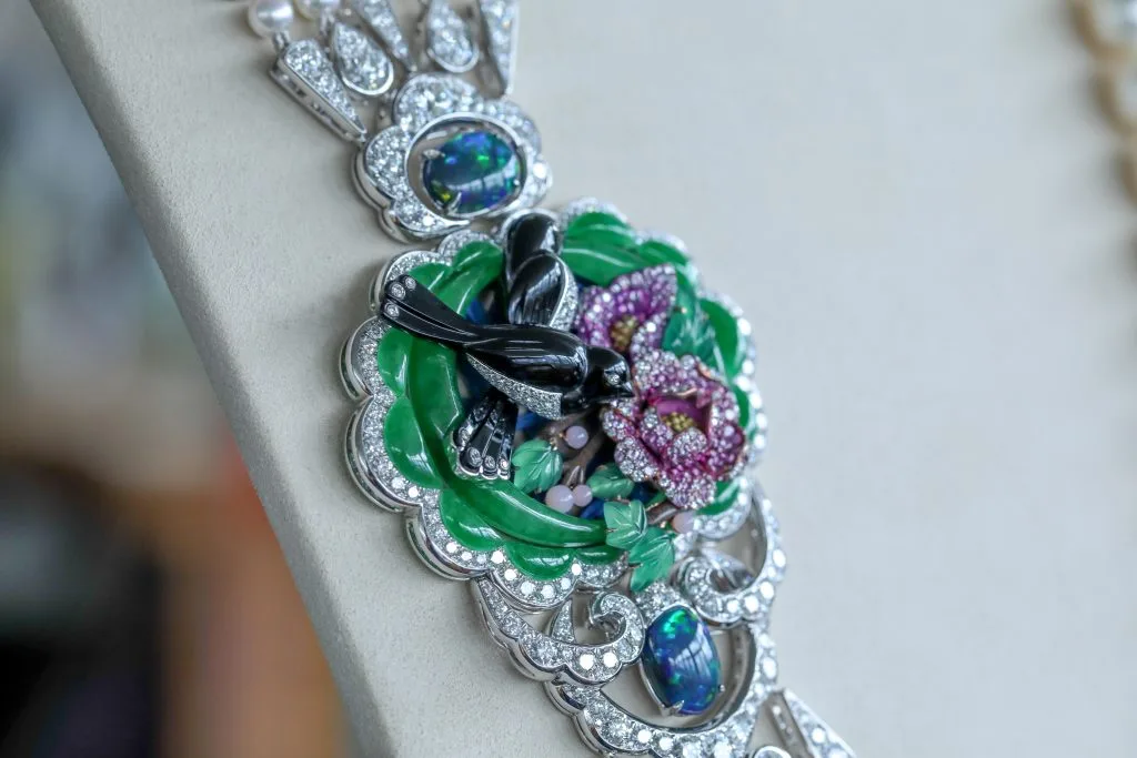 Con Đường Tơ Lụa trên từng tuyệt tác trang sức của Chopard Con Đường Tơ Lụa trên từng tuyệt tác trang sức của Chopard