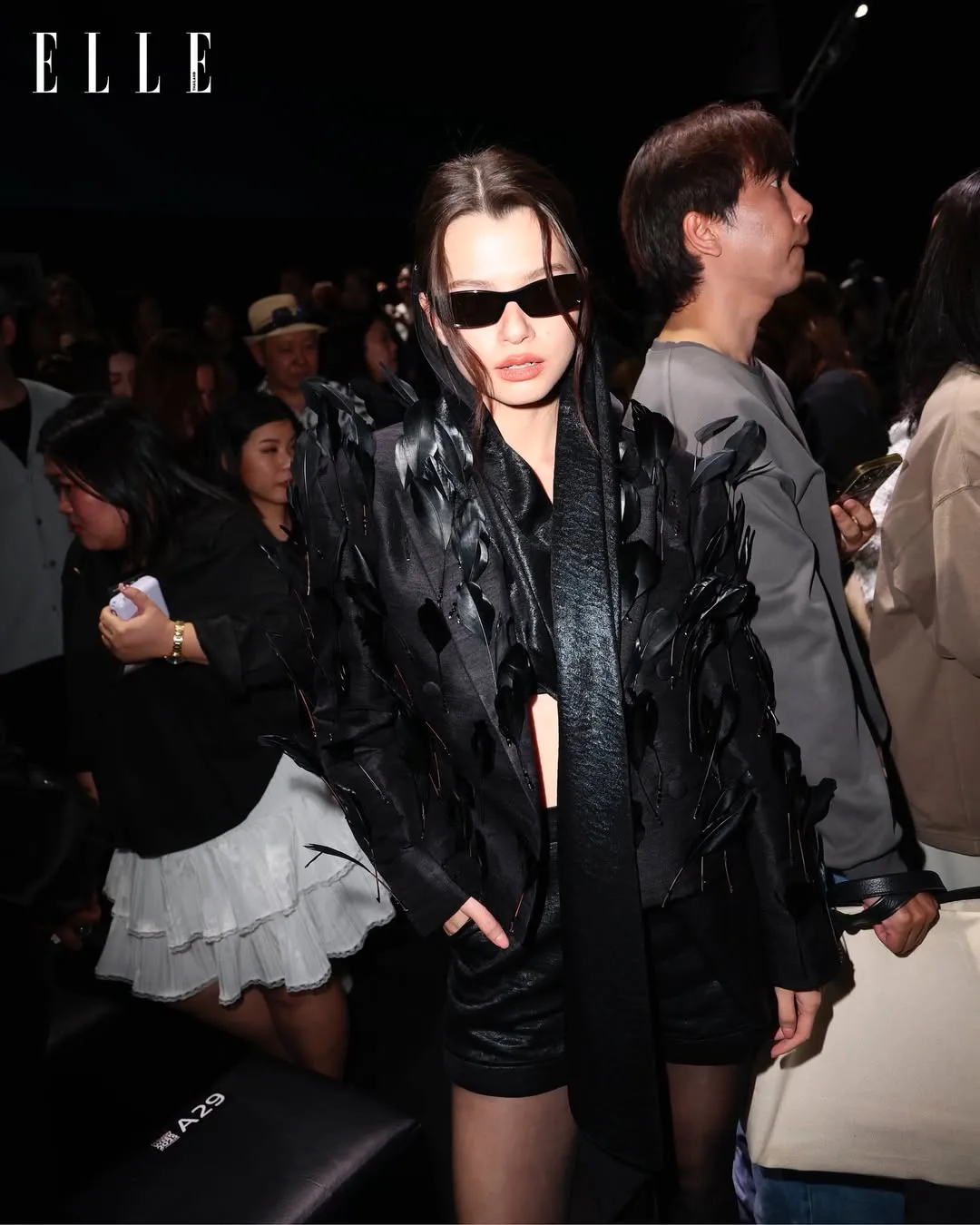 bản phối đen Becky Armstrong