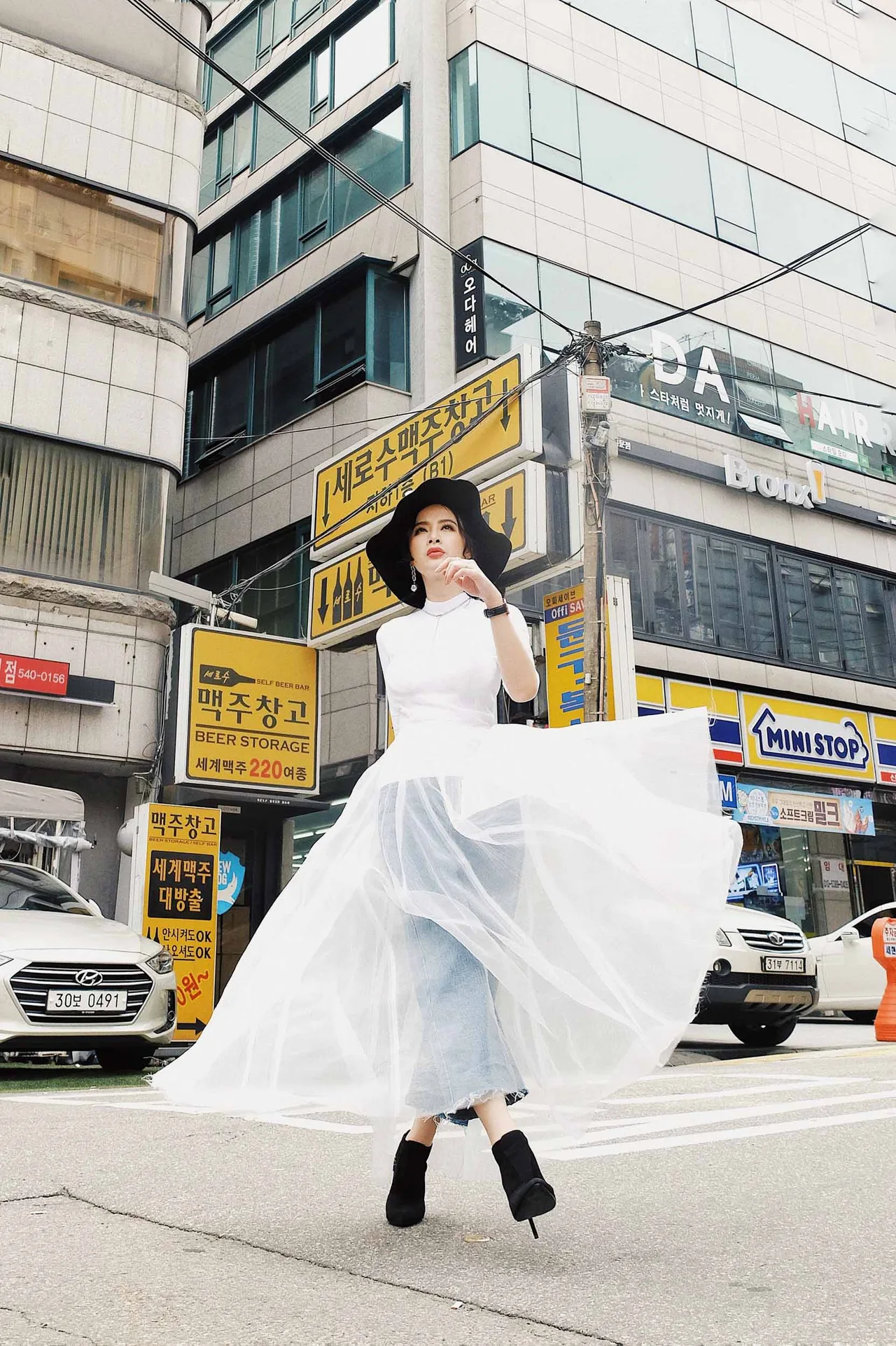 Angela-Phuong-TrinhDam-sheer-IT-Girl-2