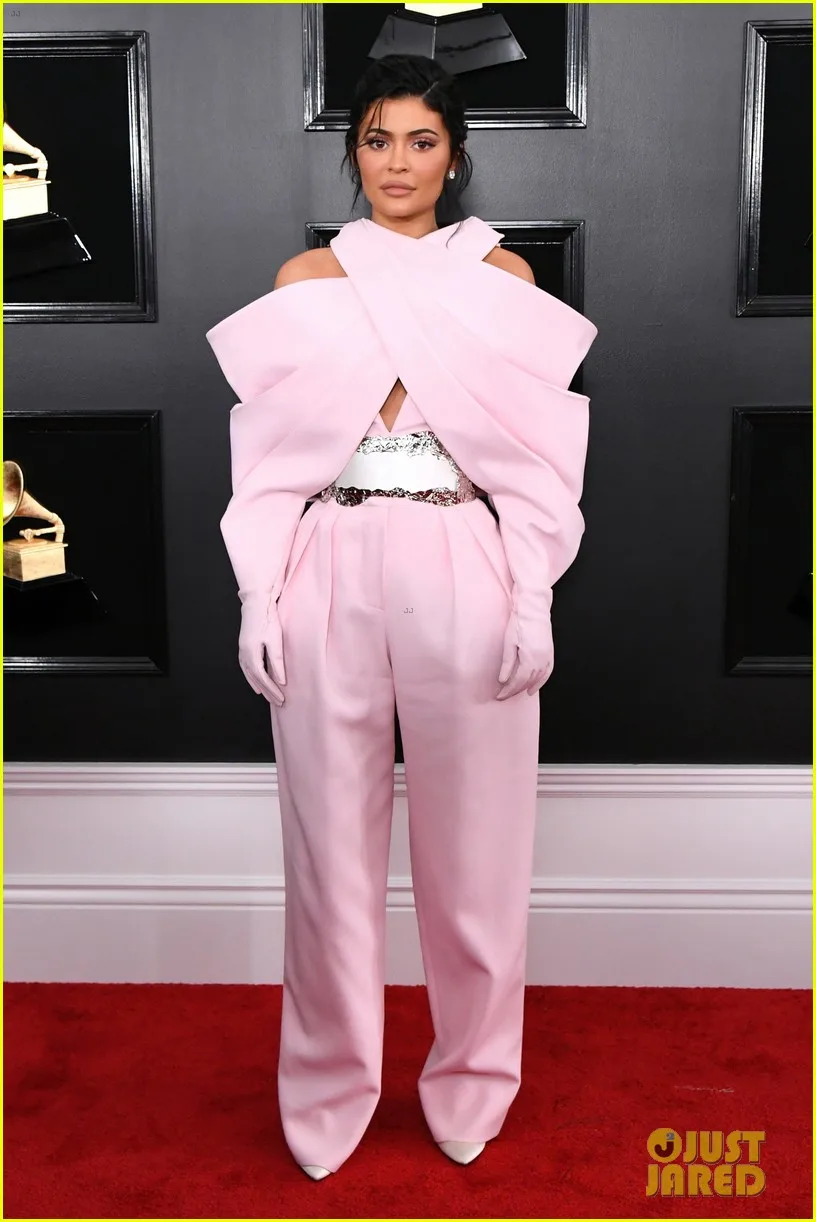 elle viêt nam thời trang thảm đỏ grammys 8