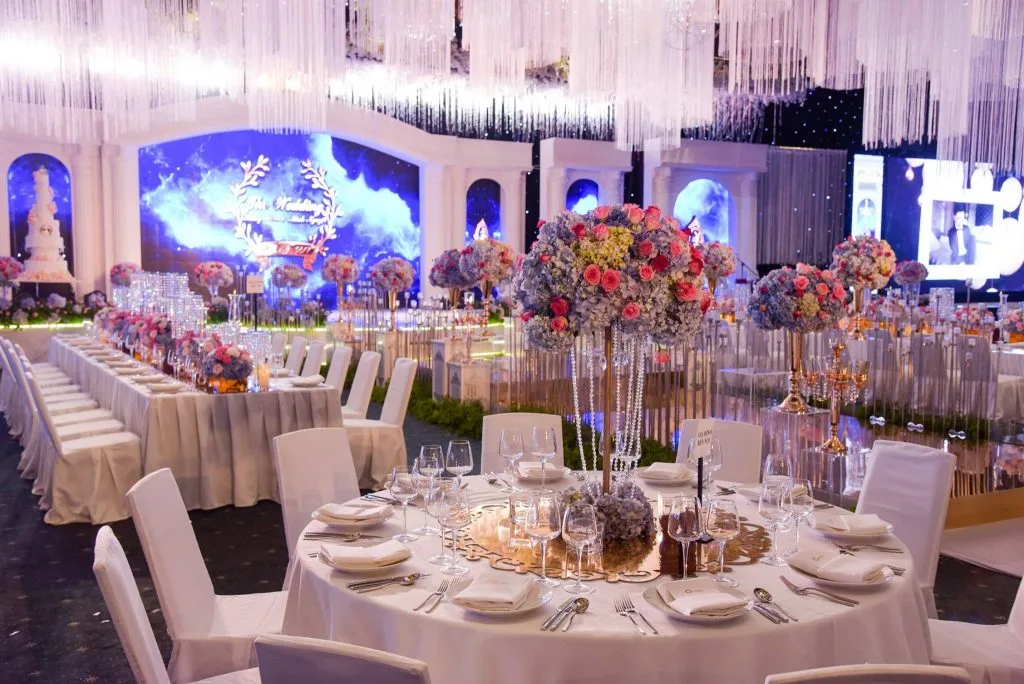 CƯỚI NHAU TẠI GEM CENTER VÀ TẬN HƯỞNG CHUYẾN TRĂNG MẬT TẠI BẤT CỨ NƠI NÀO TRÊN THẾ GIỚI CƯỚI NHAU TẠI GEM CENTER VÀ TẬN HƯỞNG CHUYẾN TRĂNG MẬT TẠI BẤT CỨ NƠI NÀO TRÊN THẾ GIỚI