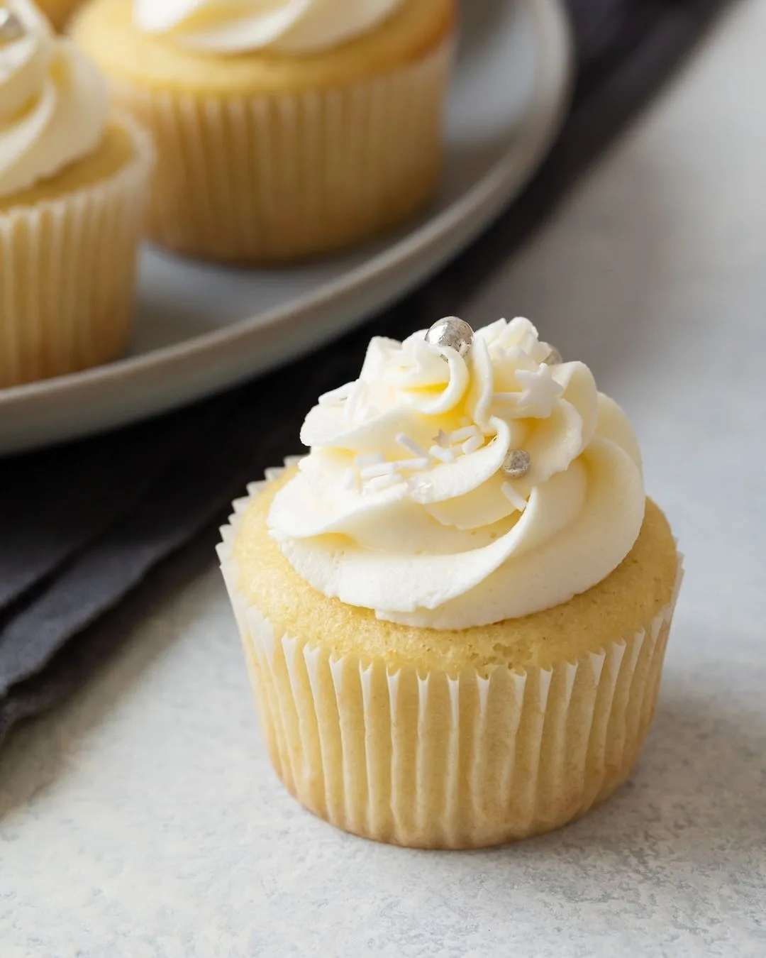 cupcake làm bằng nồi chiên không dầu