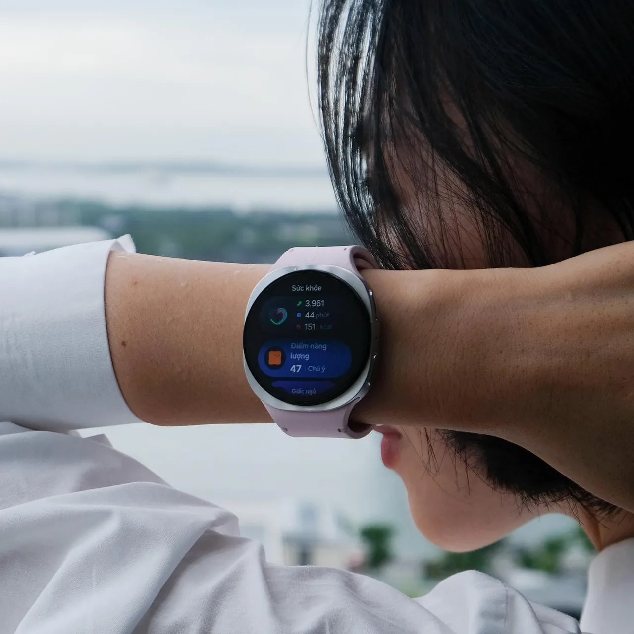 Galaxy Watch8 lthiết bị công nghệ đồng hành toàn diện cùng phụ nữ.