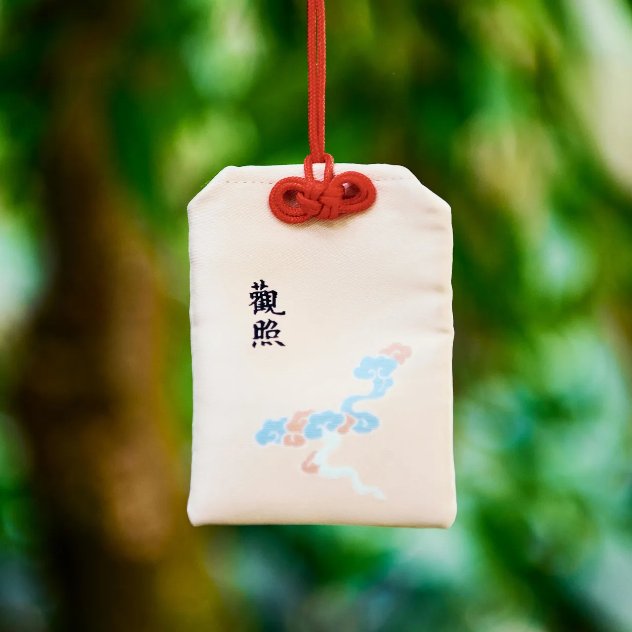 túi phước omamori biểu tượng may mắn