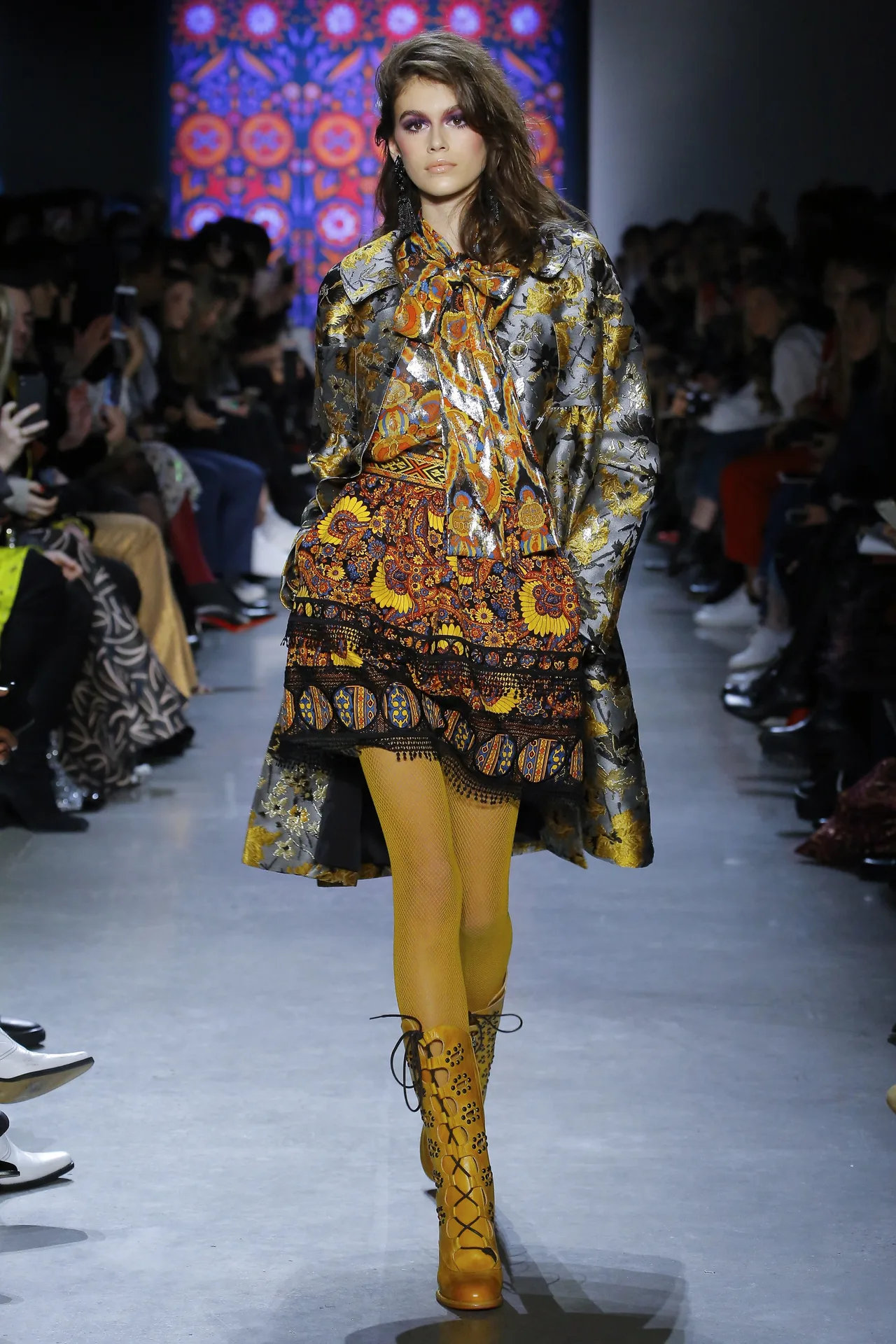 Những người mẫu trẻ đang "thống lĩnh" các sàn runway tại Tuần lễ thời trang New York 2018 7 Những người mẫu trẻ đang "thống lĩnh" các sàn runway tại Tuần lễ thời trang New York 2018 7