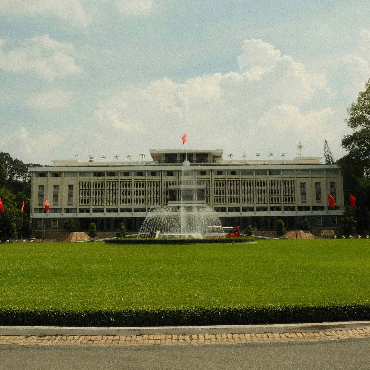 dinh độc lập tphcm