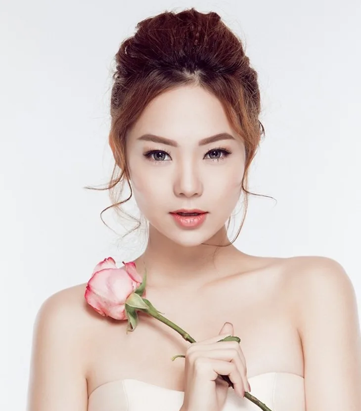 ESA2017 - Actress - Thanh Hang - elle vietnam