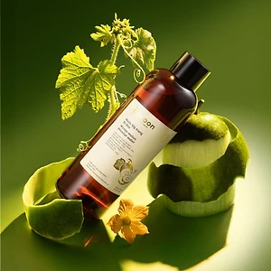 Hình ảnh nước tẩy trang Cocoon.