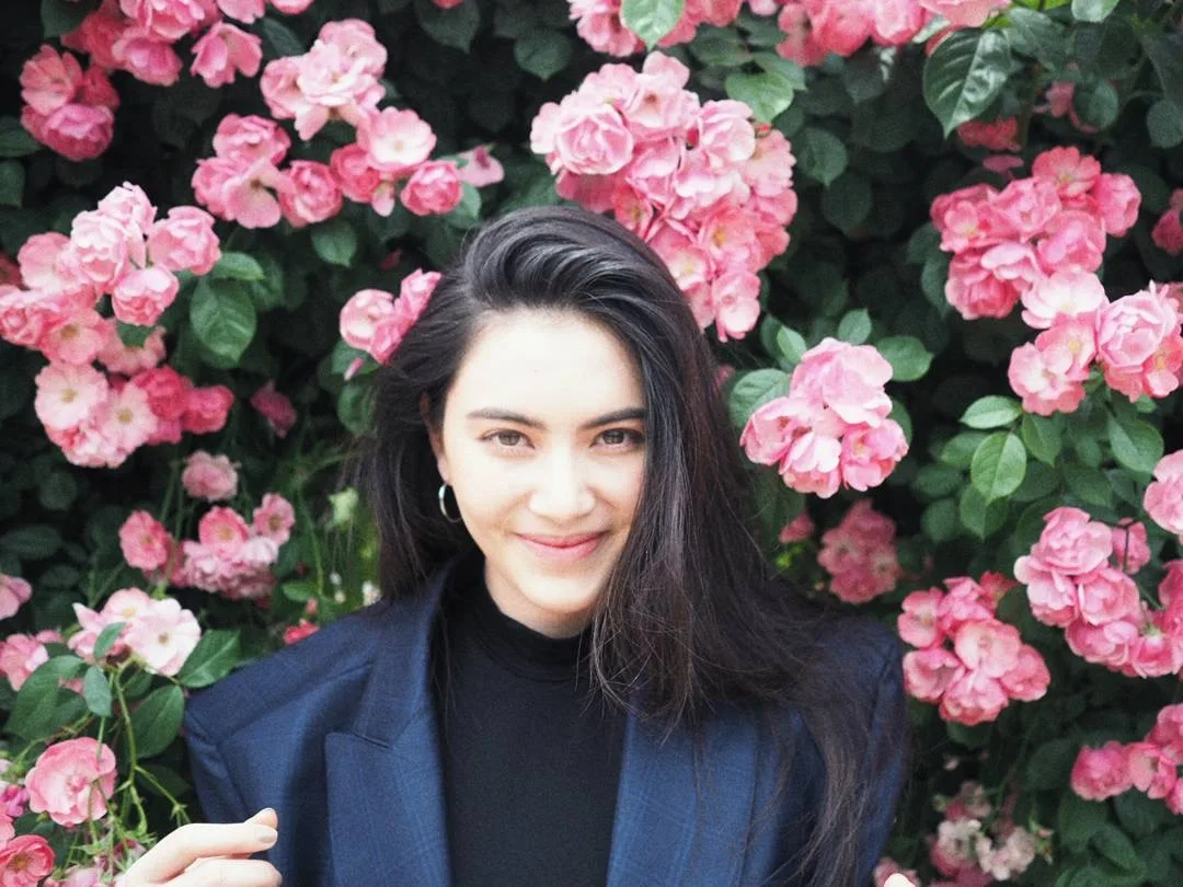 Nếu ai là fan ruột của Tình người duyên ma, ắt hẳn đều biết nàng ma nak – Davika Hoorne là một fashion blogger đình đám của Thái Lan.