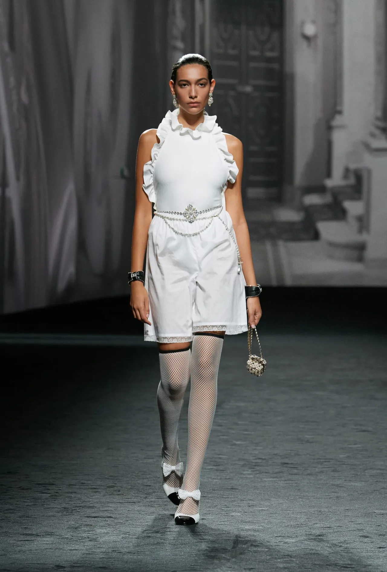 CHANEL Xuân Hè 2023 Ready to Wear look 7