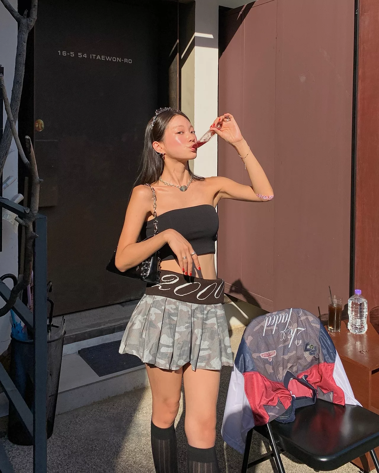 áo ống và chân váy