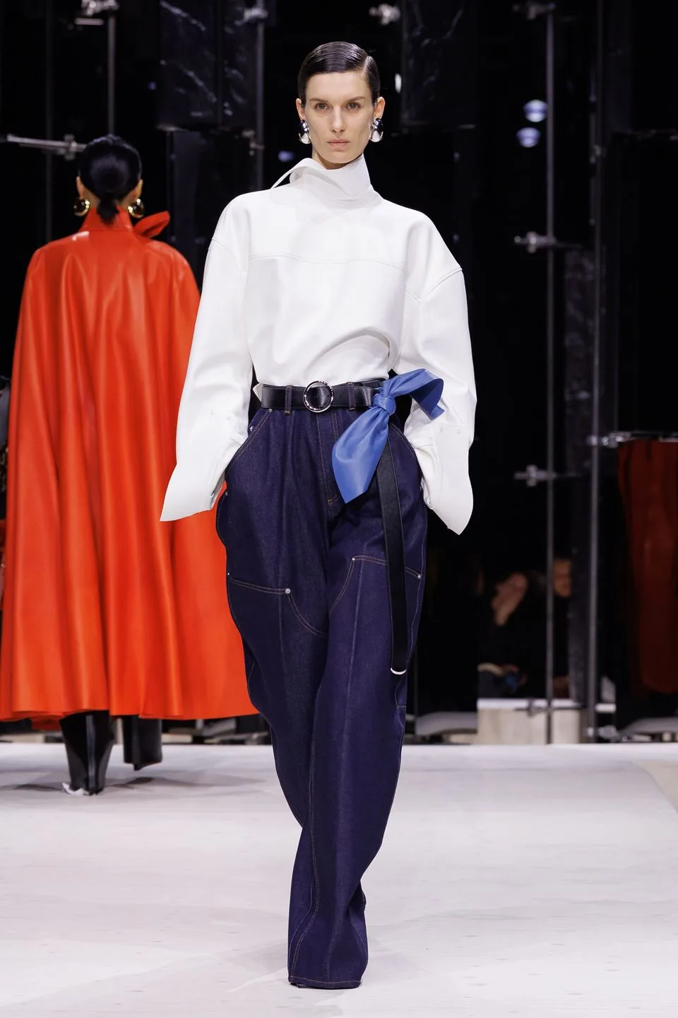 BST Givenchy Thu-Đông 2026