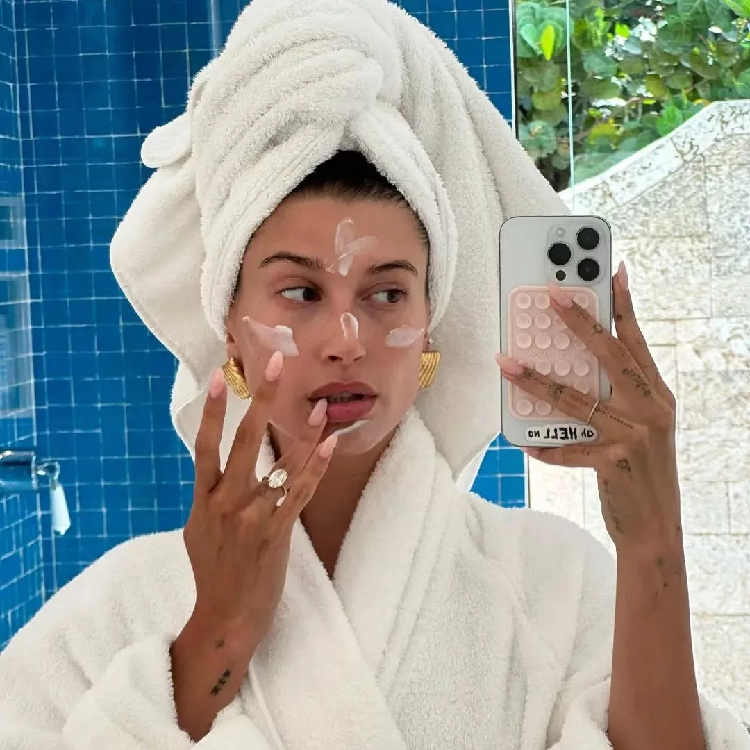 Chăm sóc da tối giản khi da nhạy cảm, giảm tải routine để phục hồi da