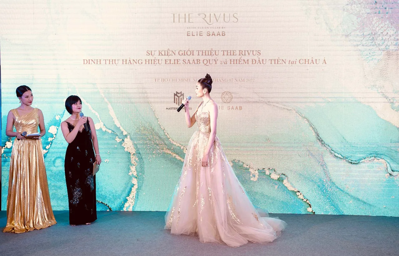 người mẫu thanh hằng