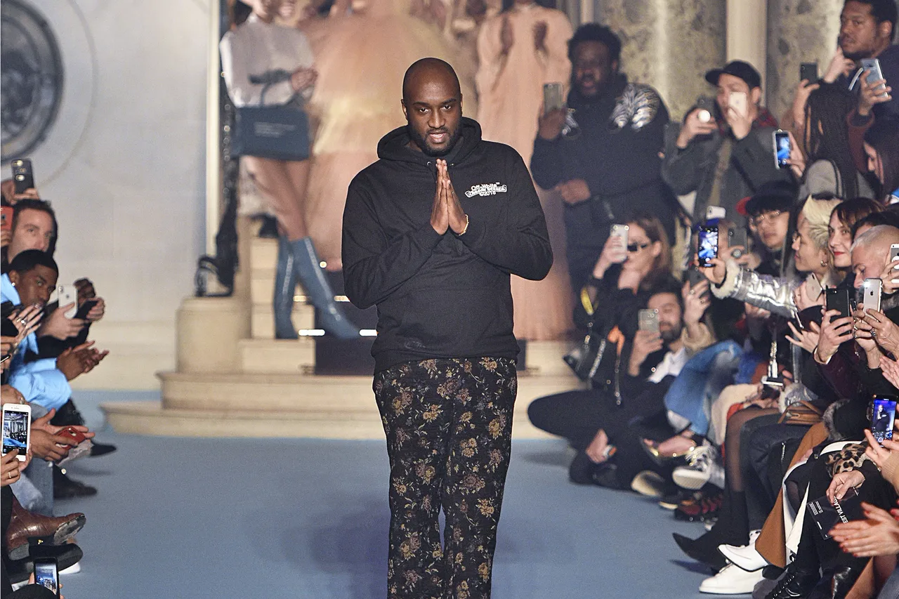Virgil Abloh sẽ mang đến điều gì cho thương hiệu Louis Vuitton khi trở thành giám đốc sáng tạo? 3 Virgil Abloh sẽ mang đến điều gì cho thương hiệu Louis Vuitton khi trở thành giám đốc sáng tạo? 3