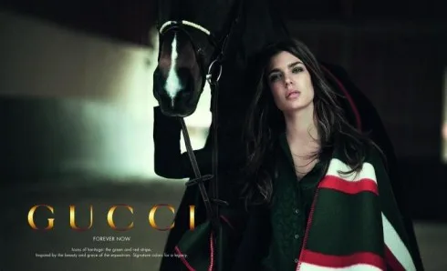 Charlotte Casiraghi trong một chiến dịch quảng bá của Gucci