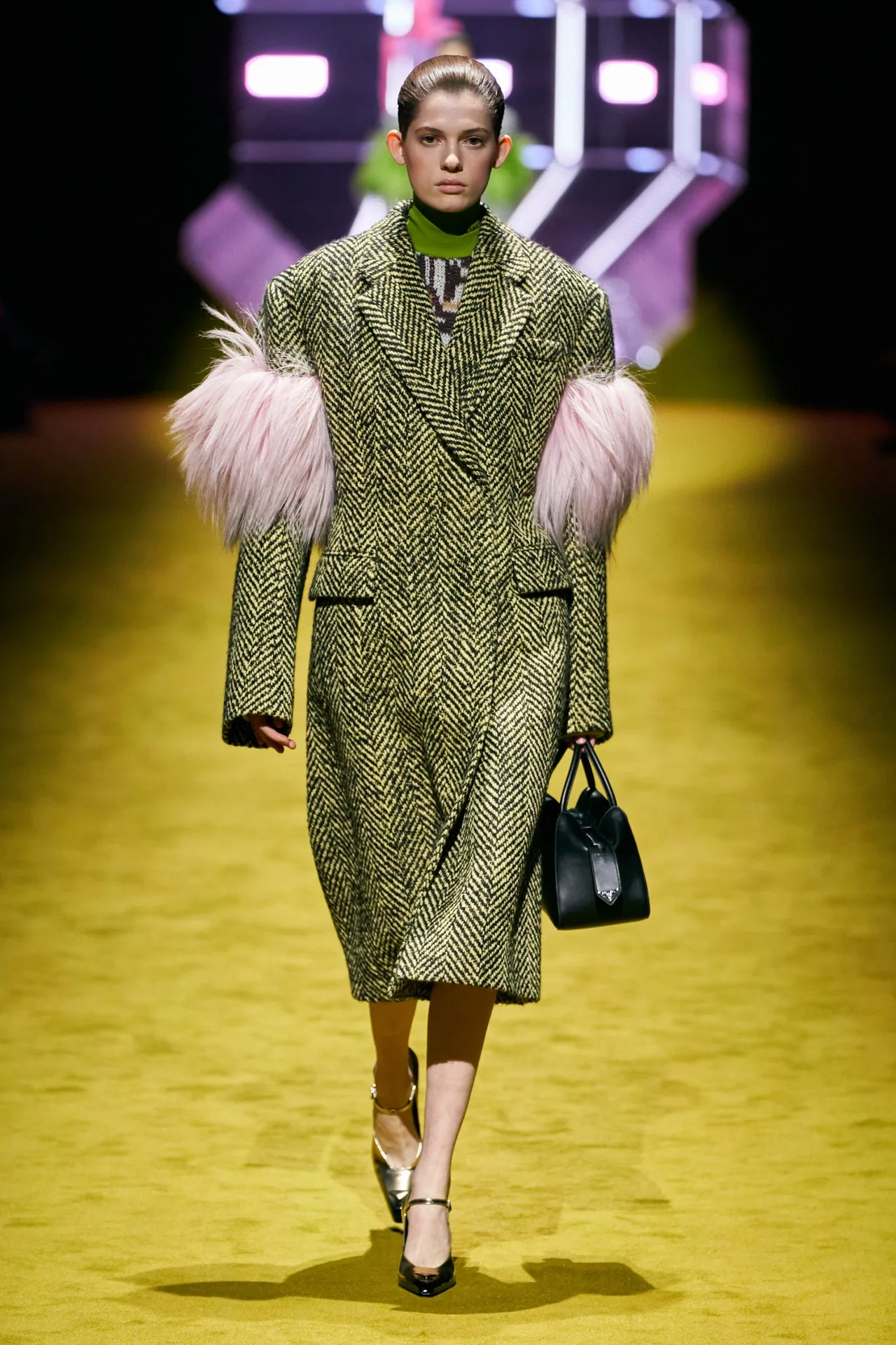 Prada Thu Đông 2022 look 29