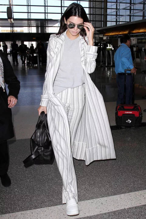 Kham-pha-phong-cach-thoi-trang-cua-Kendal-Jenner-06-ELLE.VN