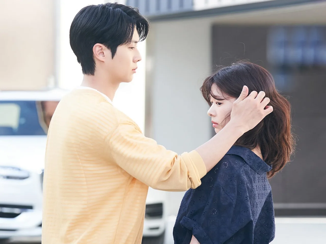 Choi Woo Shik và Jung So Min trong phim Hãy lấy em đi