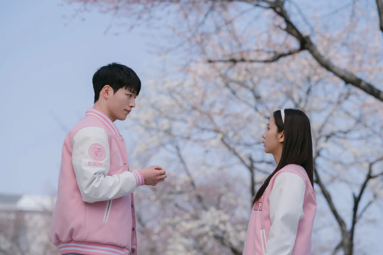 Seo Kang Joon tham gia phim Hàn Boyfriend on Demand.