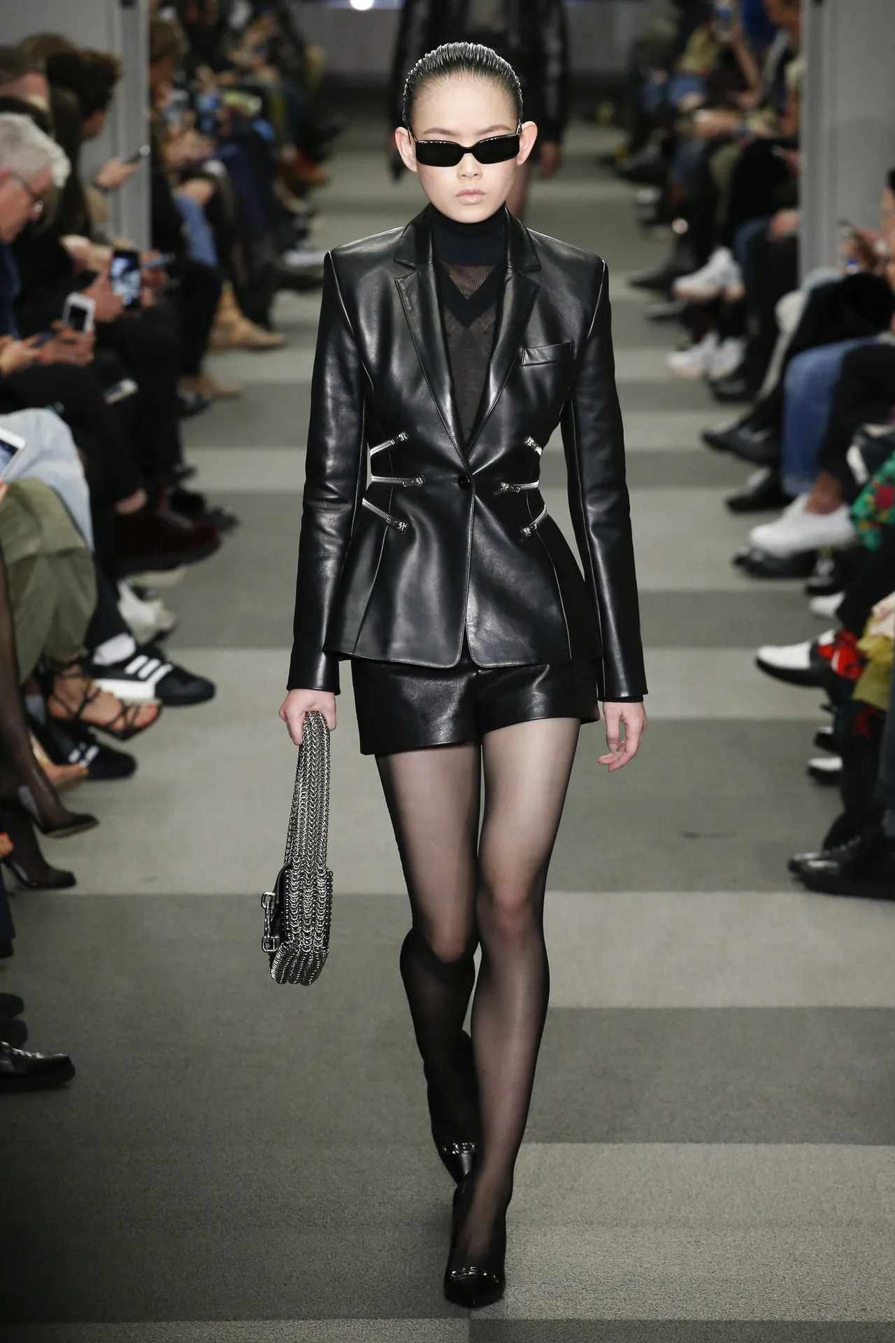 thương hiệu Alexander Wang tại Tuần lễ thời trang New York 2018 thương hiệu Alexander Wang tại Tuần lễ thời trang New York 2018