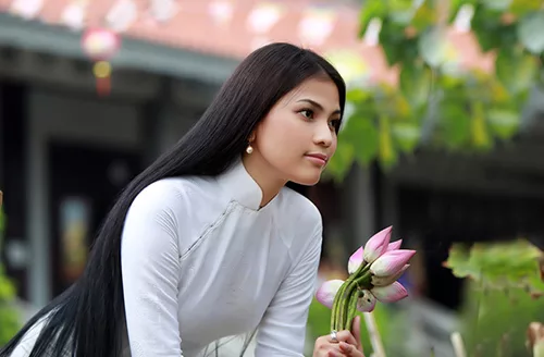 sao Việt ăn chay và theo đạo Phật Elle Vn